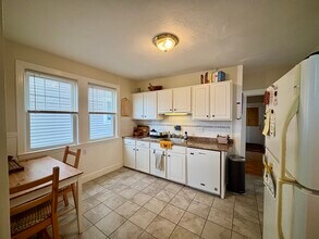 100 Conwell Ave, Unit 2 in Somerville, MA - Building Photo - Building Photo