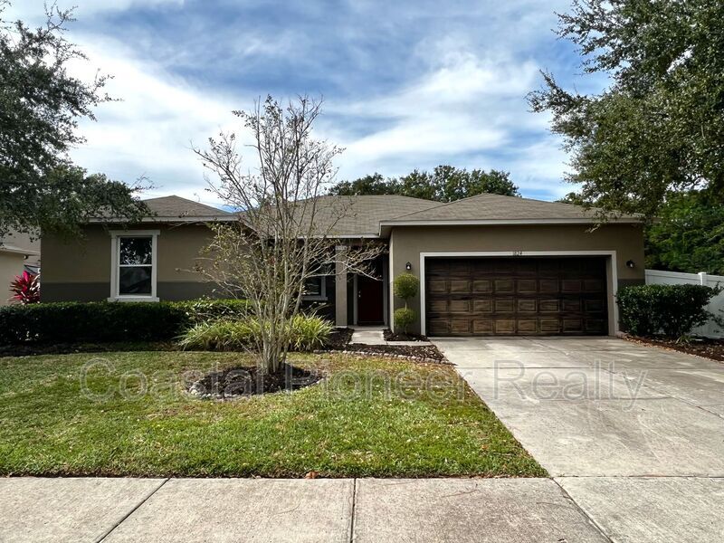 1824 Allendale Dr in Clearwater, FL - Building Photo