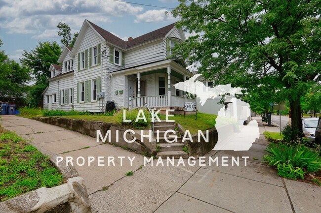 property at 1027 Fulton St E