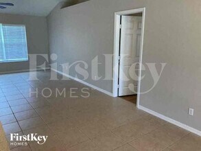 408 SE 4th Terrace in Cape Coral, FL - Building Photo - Building Photo