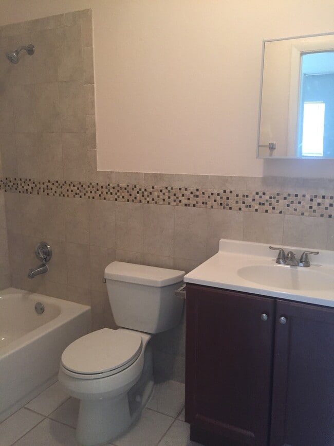 621 Kathy Ln, Unit 621