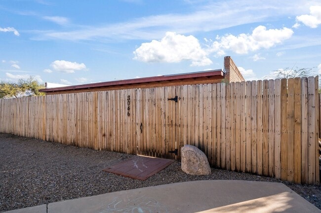 3032 N Edith Blvd in Tucson, AZ - Building Photo - Building Photo