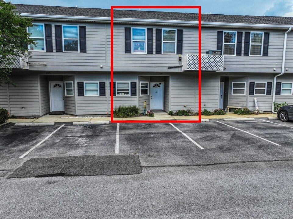 2547 Baytown Cir in Gulf Breeze, FL - Building Photo