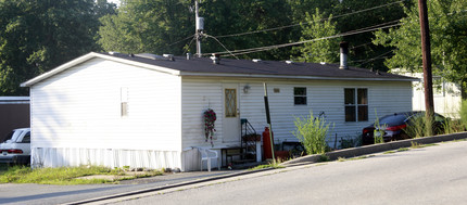 Quantico-triangle Mobile Home Park in Triangle, VA - Building Photo - Building Photo