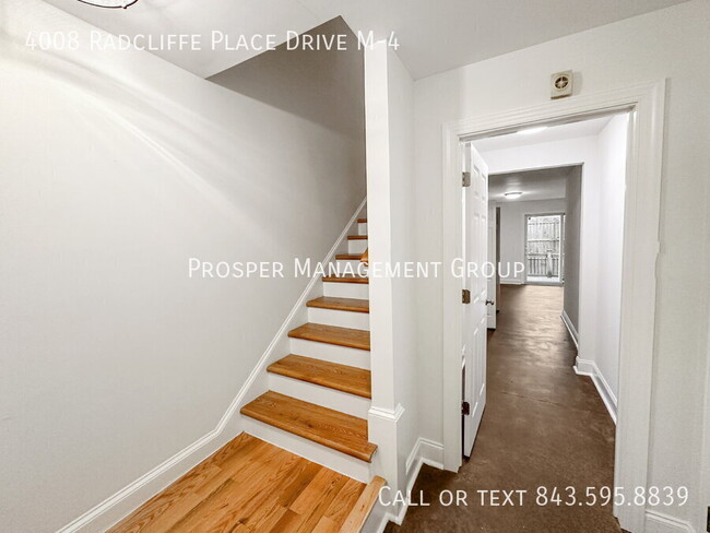 4008 Radcliffe Pl Dr in Charleston, SC - Foto de edificio - Building Photo