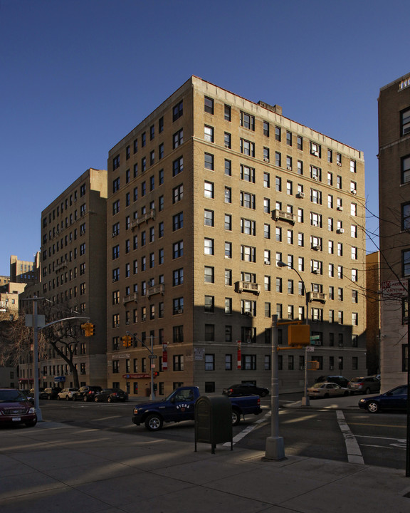 118 Fort Washington Ave in New York, NY - Building Photo