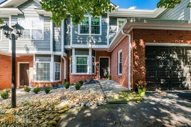 2680 Pine Tree Rd NE-Unit -2 in Atlanta, GA - Building Photo - Building Photo