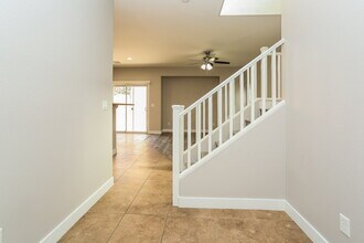 932 Maple Pines Ave in North Las Vegas, NV - Building Photo - Building Photo