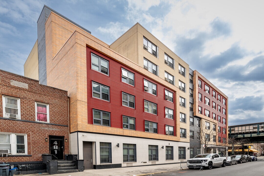 Livonia Commons in Brooklyn, NY - Foto de edificio