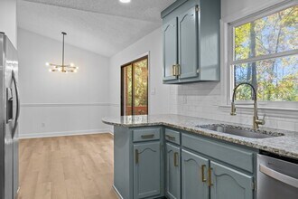 6227 King George Dr in Charlotte, NC - Building Photo - Building Photo