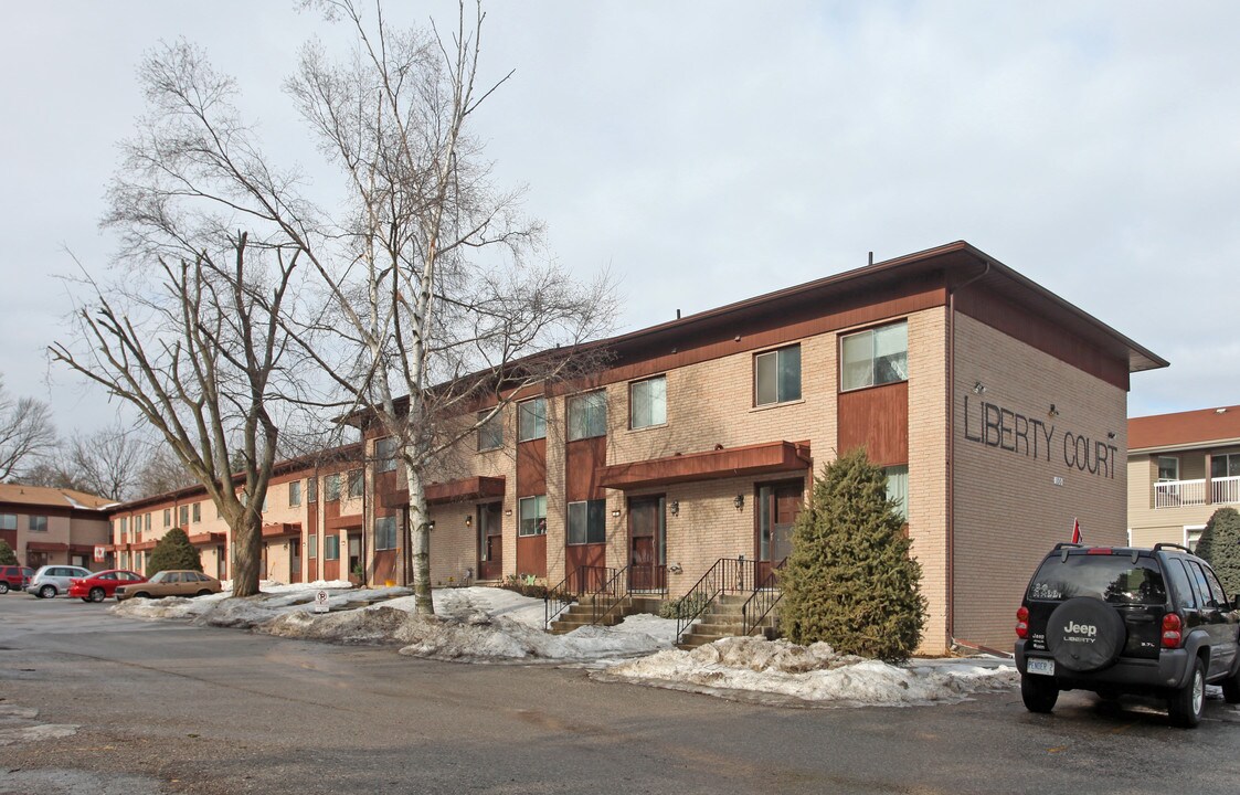 Liberty Court in Clarington, ON - Building Photo