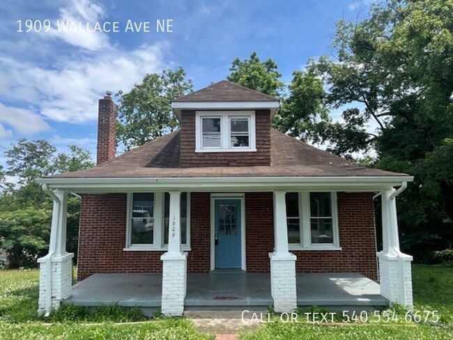 property at 1909 Wallace Ave NE