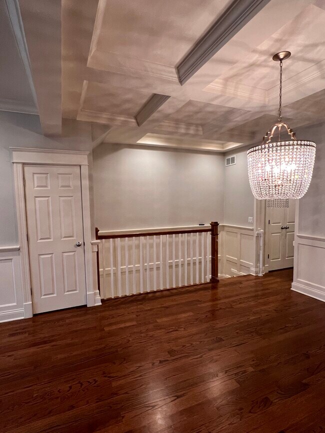 2042 N Racine Ave, Unit 1 in Chicago, IL - Building Photo - Building Photo