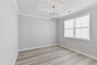 536 Cresentry Brook in Smyrna, GA - Building Photo - Building Photo