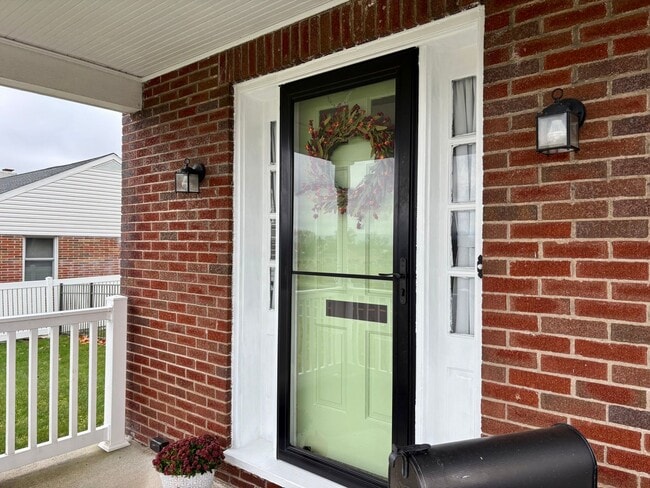 4225 Lexington St in Harrisburg, PA - Building Photo - Building Photo