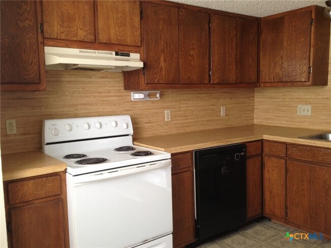 property at 232 Craddock Ave