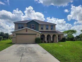 8111 Penta Ct in Lehigh Acres, FL - Building Photo