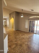 8375 W Bluefield Ave in Peoria, AZ - Building Photo - Building Photo
