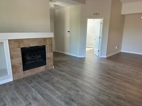 804 Summer Hawk Dr in Longmont, CO - Building Photo - Building Photo