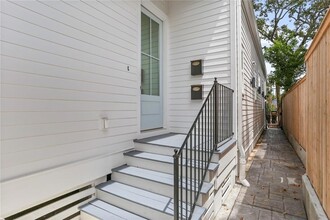 914 Foucher St in New Orleans, LA - Building Photo - Building Photo