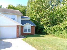 406 E Liberty Ln in Ashland, MO - Building Photo