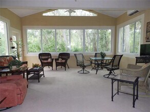107 Heron Point Way in DeLand, FL - Building Photo - Building Photo