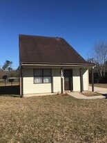 1408 Wagon St in Deridder, LA - Building Photo