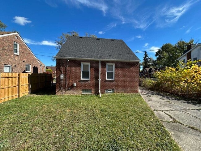 15781 Biltmore St in Detroit, MI - Building Photo - Building Photo