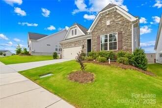 17113 Sand Bank Rd in Charlotte, NC - Building Photo - Building Photo