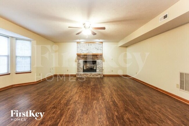 1027 W Palomino Pl in Bargersville, IN - Building Photo - Building Photo