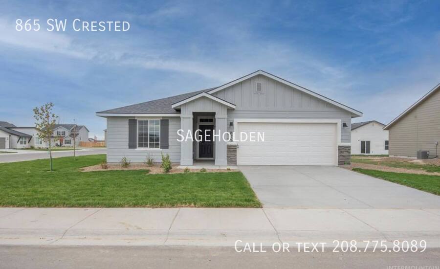 865 SW Crested St in Mountain Home, ID - Building Photo