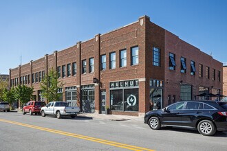 1417 Walnut St in Des Moines, IA - Building Photo - Primary Photo