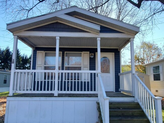 7 Canary Hill Dr in Orion Township, MI - Building Photo - Building Photo