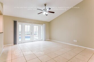 282 Lake Doe Blvd in Apopka, FL - Foto de edificio - Building Photo