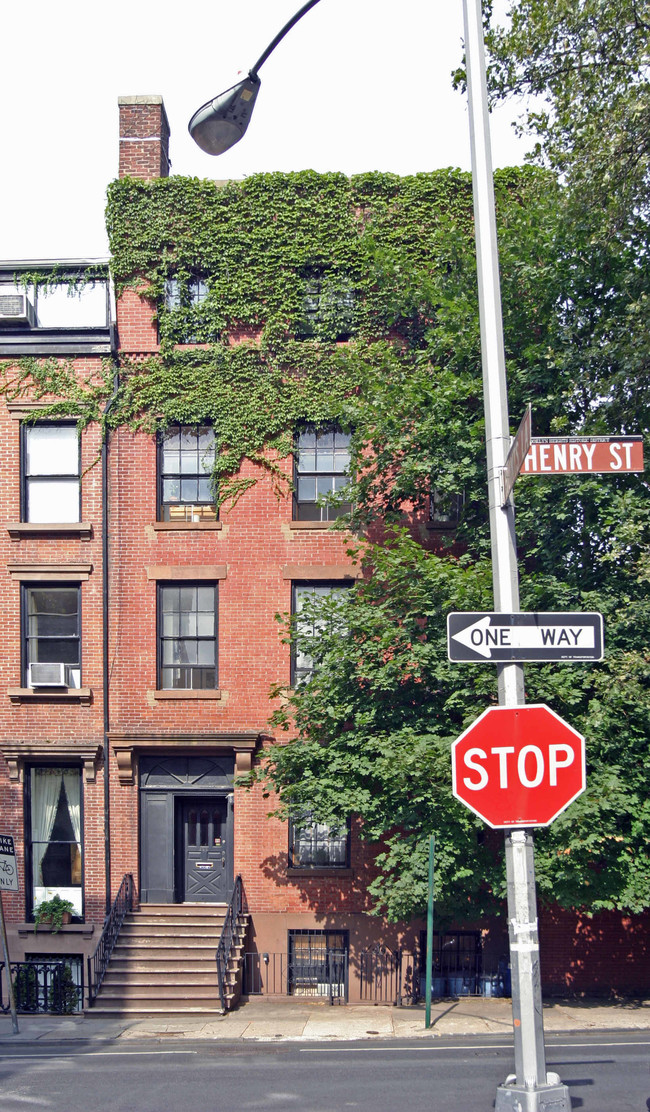 222 Henry St in Brooklyn, NY - Building Photo - Building Photo