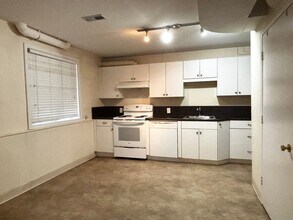 2765 NW Quimby St in Portland, OR - Building Photo - Building Photo