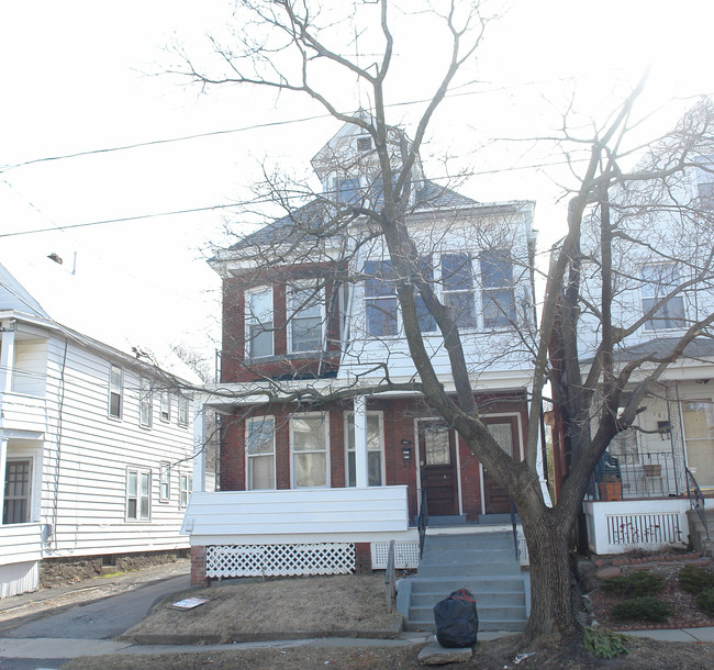 1822 Avenue A in Schenectady, NY - Foto de edificio - Building Photo