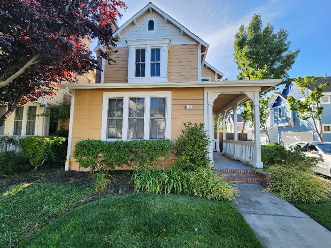 property at 1117 Baywood Ln