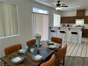 6672 Golden Pond Cir in Las Vegas, NV - Building Photo - Building Photo