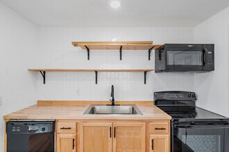 4120-4111 11th Ave S in St. Petersburg, FL - Building Photo - Building Photo