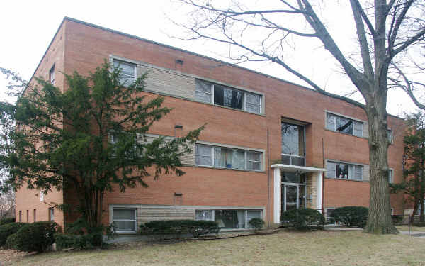 1441 Hillcrest Rd in Cincinnati, OH - Building Photo