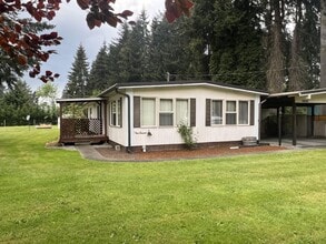 19133 Guava St SW in Rochester, WA - Building Photo - Building Photo
