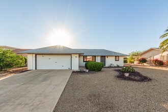 20014 N Conquistador Dr in Sun City West, AZ - Building Photo - Building Photo