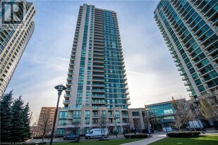 225 Sherway Gardens Rd in Toronto, ON - Building Photo