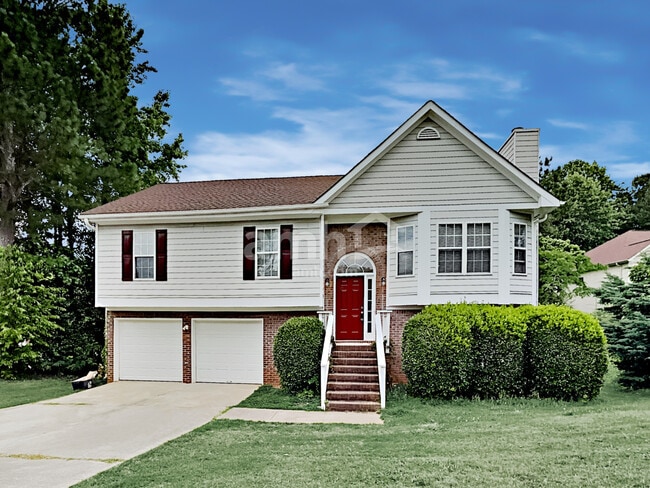 property at 5135 Thorin Oak Cir