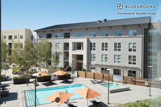3088 Baze Rd-Unit -FL3-ID1137 in San Mateo, CA - Building Photo - Building Photo