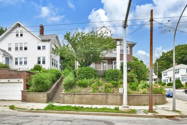 property at 404 Mt Auburn St