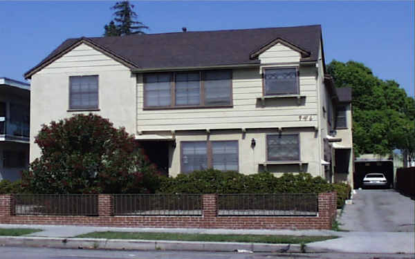 946 N Hudson Ave in Los Angeles, CA - Building Photo - Building Photo