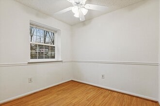 3003 Valley Dr in West Chester, PA - Building Photo - Building Photo