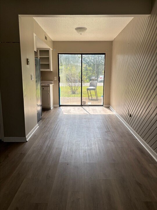 402 Alice Dr in East Ridge, TN - Building Photo